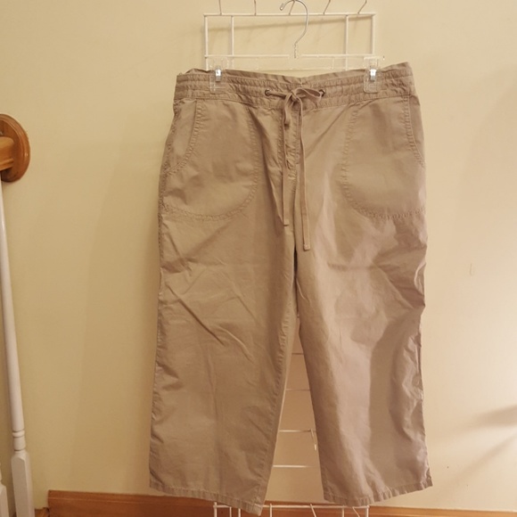 AnnTayor Loft 💙Khaki Capris Drawstring Waist - Picture 1 of 4